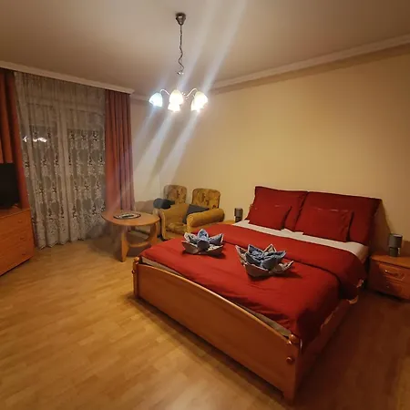 Pero * Debrecen